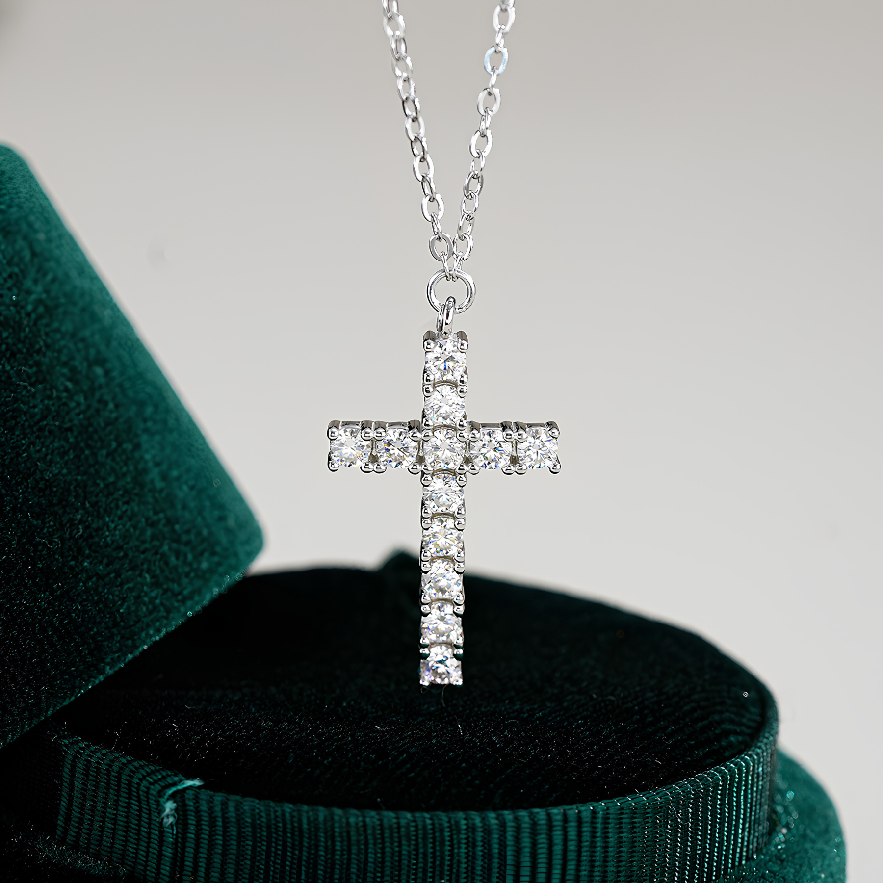 Pavé Cross Moissanite Necklace – 925 Sterling Silver Sparkling Pendant