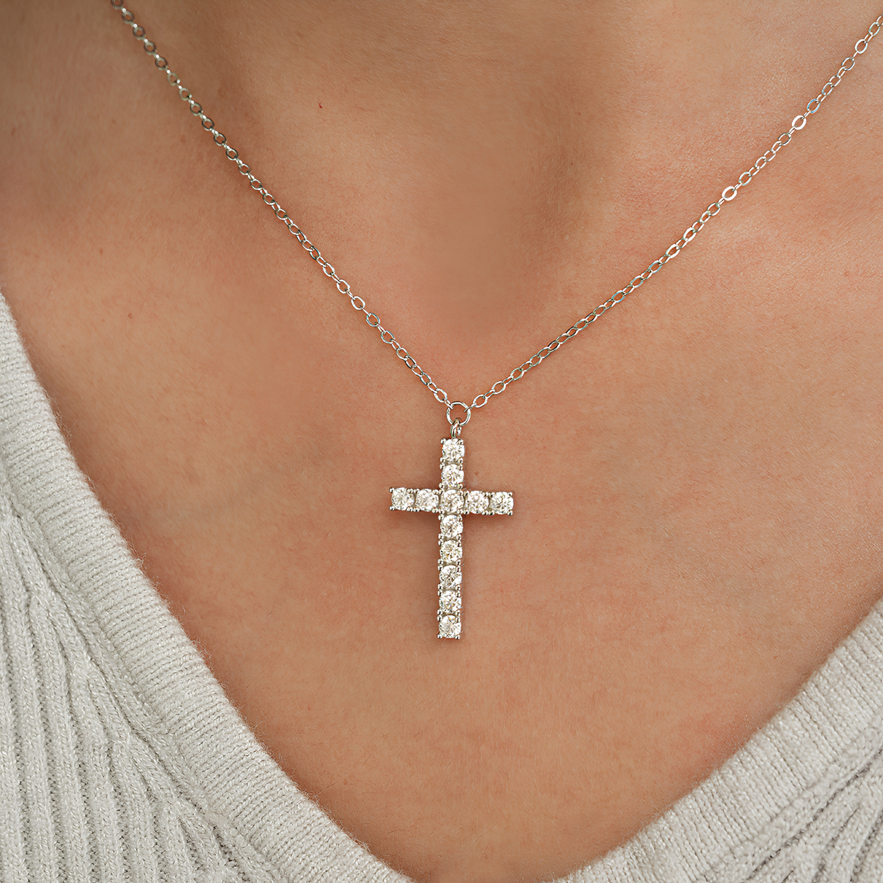 Pavé Cross Moissanite Necklace – 925 Sterling Silver Sparkling Pendant